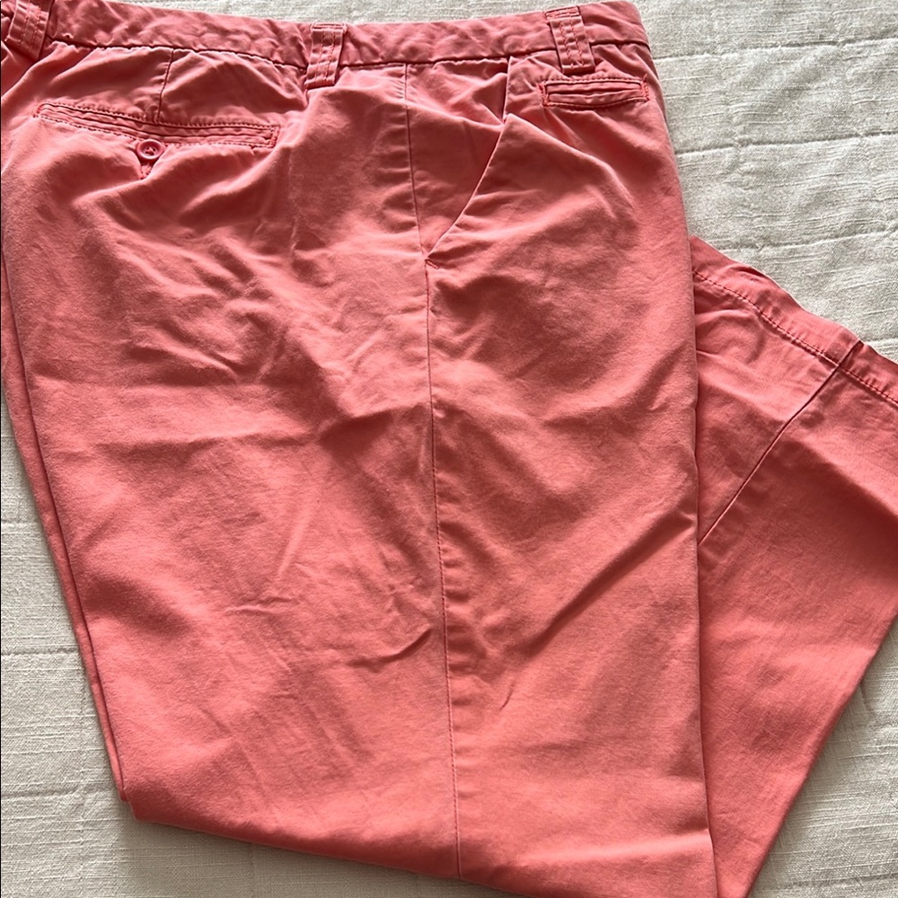 GAP, women’s flat front cropped pants, size 14